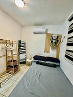 Cozy Holiday Home in San Pablo City for Groups of 8-10