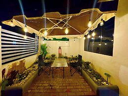 Cozy Holiday Home in San Pablo City for Groups of 8-10