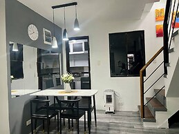 Cozy Holiday Home in San Pablo City for Groups of 8-10