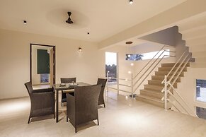 Royal County Villa by Stayjade