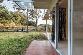 Royal County Villa by Stayjade