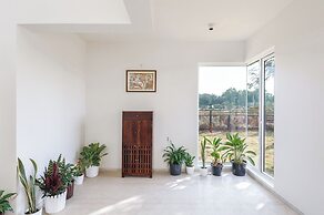 Royal County Villa by Stayjade