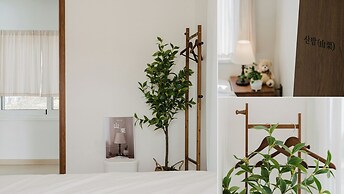 Yeongheungdo Stay Noc Pool Villa