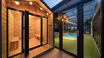 Yeongheungdo Stay Noc Pool Villa