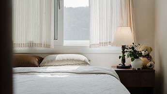 Yeongheungdo Stay Noc Pool Villa