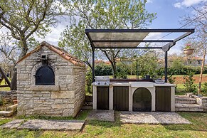 Villa Capadinka With Whirlpool