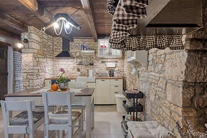 Villa Capadinka With Whirlpool