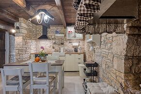Villa Capadinka With Whirlpool