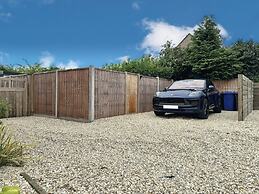 Luxurious Guest House in Yorkshire With Parking