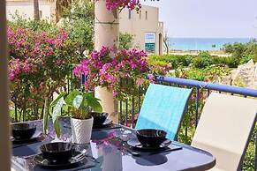 Villa Elias 3BR with Jacuzzi & Pool