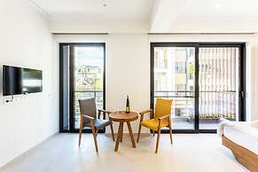 Grec Suites Dafni Athens