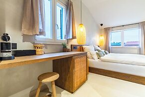 Moya Boutique Sleep