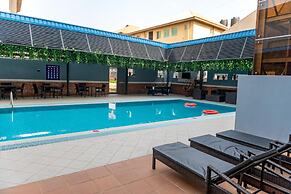 Golden Tulip Crown Prince Hotel