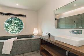 Emeishan Hetang Yunqi Tangquan Homestay