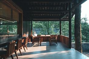 Emeishan Hetang Yunqi Tangquan Homestay