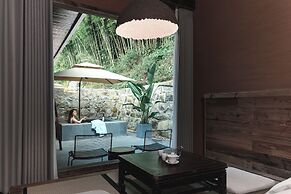 Emeishan Hetang Yunqi Tangquan Homestay