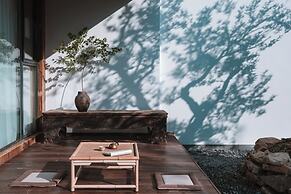 Emeishan Hetang Yunqi Tangquan Homestay