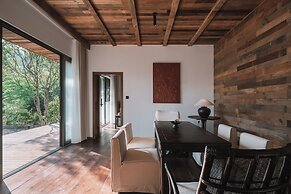 Emeishan Hetang Yunqi Tangquan Homestay