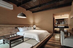 Emeishan Hetang Yunqi Tangquan Homestay