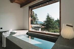 Emeishan Hetang Yunqi Tangquan Homestay