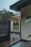 Emeishan Hetang Yunqi Tangquan Homestay