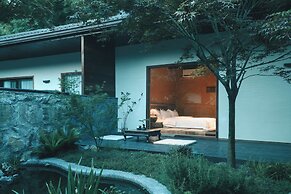 Emeishan Hetang Yunqi Tangquan Homestay