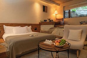 Wanfenglin Half Mountain View Hotel
