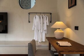 Wanfenglin Half Mountain View Hotel