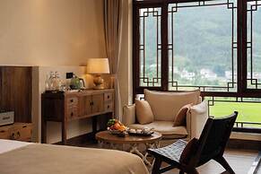 Wanfenglin Half Mountain View Hotel