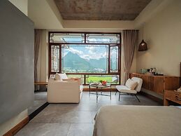 Wanfenglin Half Mountain View Hotel