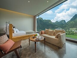 Wanfenglin Half Mountain View Hotel