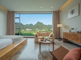 Wanfenglin Half Mountain View Hotel