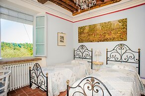 Villa Querciabella in Lucca