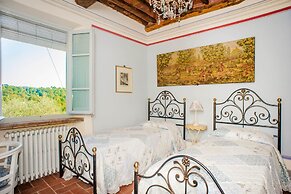 Villa Querciabella in Lucca