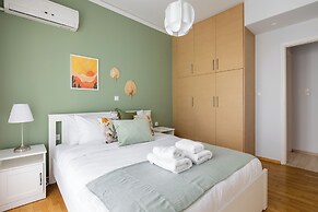 Santorini-2-Bedroom Apt in Nea Smyrni