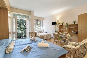 Sonia Home With Shared Pool