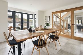 Lily Bank in Staveley