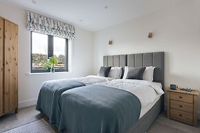 Lily Bank in Staveley