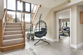 Lily Bank in Staveley