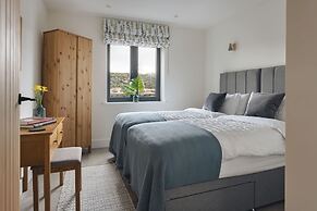 Lily Bank in Staveley