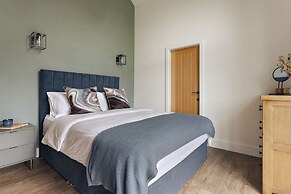 Lily Bank in Staveley