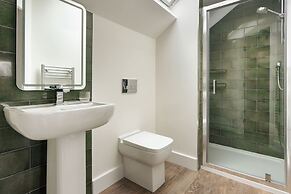 Lily Bank in Staveley