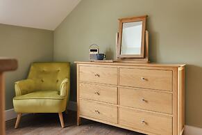 Lily Bank in Staveley