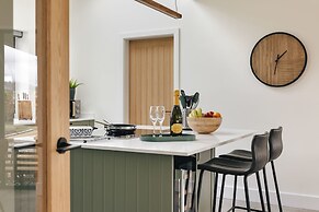 Lily Bank in Staveley