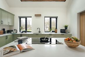 Lily Bank in Staveley