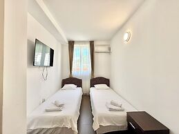 Hotel Lobo
