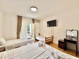Hotel Lobo