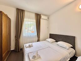 Hotel Lobo