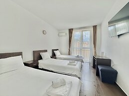 Hotel Lobo