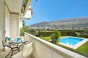 Garden & Surf Residenza By Max